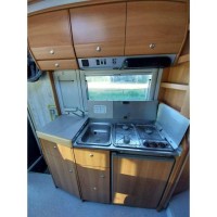 Knaus Travel-Liner 640 H fransbed + hefbed Foto #8