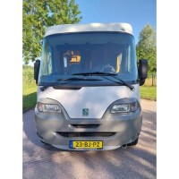 Knaus Travel-Liner 640 H fransbed + hefbed Foto #19