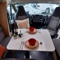 Adria Matrix 670 SL  Enkele bedden, 165pk!! Foto #7