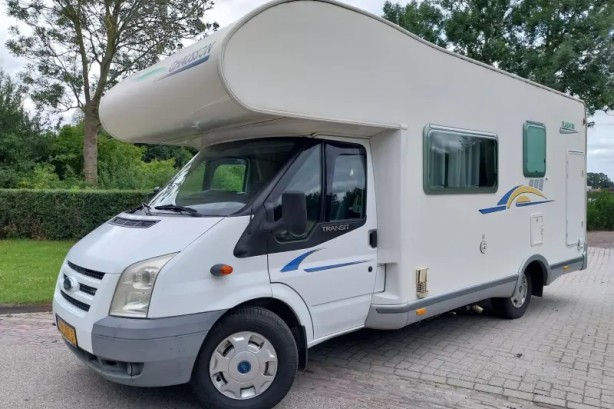 Chausson Flash 3 met schotel en tv !!!