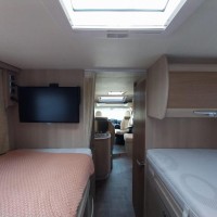 Bürstner Nexxo 728 T Met extra lage enkele bed Foto #19