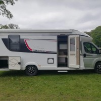 Bürstner Lyseo Privilege 745 met twee luxe hefbed Foto #15