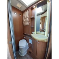 Bürstner Aviano I 727 met solair en maxxfan ! Foto #14