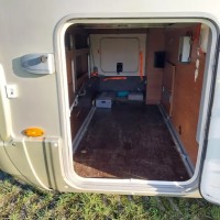 Bürstner Aviano I 727 met solair en maxxfan ! Foto #1
