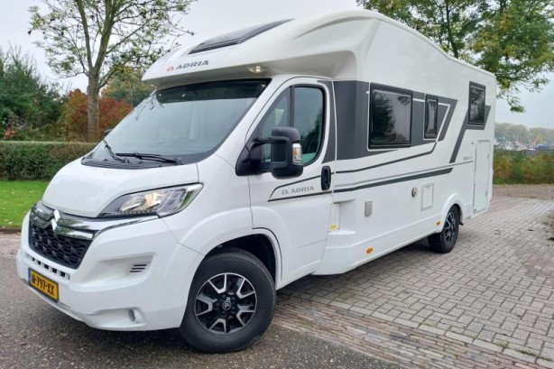 Adria Matrix 600 SL Mooi en compleet.