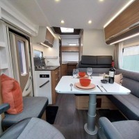 Adria Matrix 600 SL Mooi en compleet. Foto #5