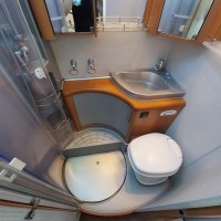 Hobby Van Exclusive 550 GESC met solair en maxxfan !!! Foto #14
