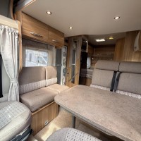 Chausson Flash 06 Frans en hefbed. In keurige staat Foto #6