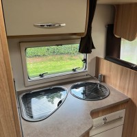 Challenger campers GENESIS 52 uit 2014 Foto #16