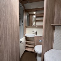 Burstner campers BT7204 uit 2020 Foto #9