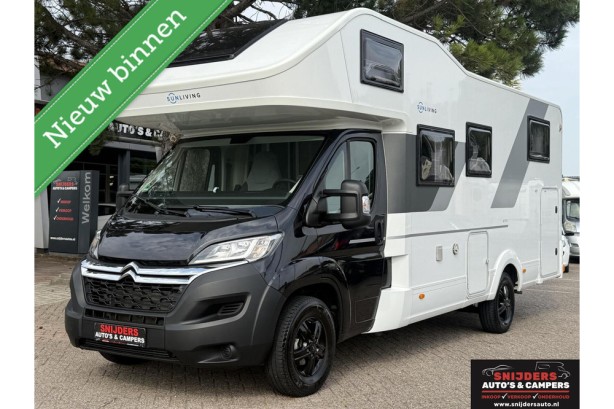 Adria Sun Living A75SL lengtebedden uniek