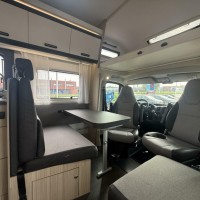 Adria Sun Living A75SL lengtebedden uniek Foto #6