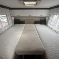 Adria Sun Living A75SL lengtebedden uniek Foto #9