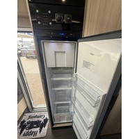 Adria Sun Living A75SL lengtebedden uniek Foto #12