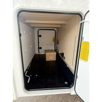 Adria Sun Living A75SL lengtebedden uniek Foto #18