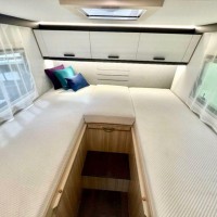 Adria Sun Living A75SL lengtebedden uniek Foto #39