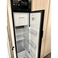 Adria Sun Living A75SL lengtebedden uniek Foto #52