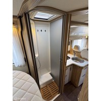 Hymer T 698 CL Queensbed EP-Levelsysteem Luifel Fietsenrek Construct Foto #38