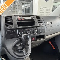 Volkswagen T5 TDI uit 2013 Foto #12