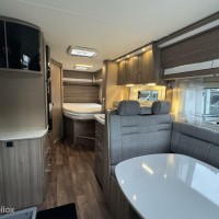 Kabe KABE 740 LXL Zonnepaneel Alde Bearlock Luifel Fietsenrek Fransbed Foto #29