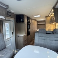 Kabe KABE 740 LXL Zonnepaneel Alde Bearlock Luifel Fietsenrek Fransbed Foto #30