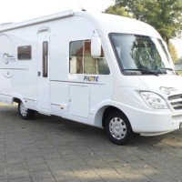 Pilote campers G703XDG uit 2009 Foto #4