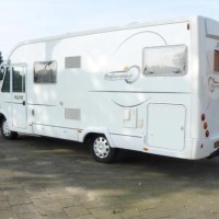 Pilote campers G703XDG uit 2009 Foto #5