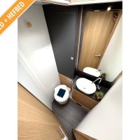 Adria Matrix Plus 670 SC uit 2021 Foto #8