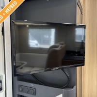 Adria Matrix Plus 670 SC uit 2021 Foto #19