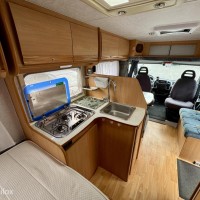 Elnagh P250 1e eigenaar/luchtvering/grote koelk./frans-bed Foto #4