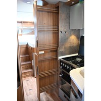 Hymer B 704 ALDE Verwarming 3 Ltr. 180PK Automaat! Foto #6