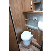 Hymer B 704 ALDE Verwarming 3 Ltr. 180PK Automaat! Foto #19