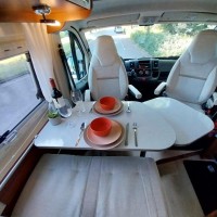 Rapido v68  met enkele bedden en tv ! Foto #8