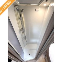 Rapido 696 F  uit 2018 Foto #10