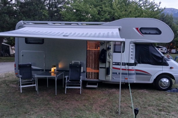 Tweedehands Dethleffs campers camper kopen