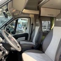 Chausson Ti 79 EB Titanium Queensbed en Hefbed Foto #1