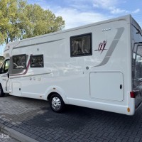 Rapido 690F Euro6 Queensbed Hefbed Luifel Fietsenrek Zonnepaneel Foto #24