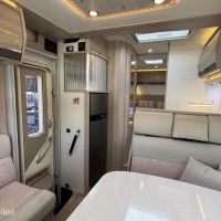 Rapido 690F Euro6 Queensbed Hefbed Luifel Fietsenrek Zonnepaneel Foto #27