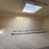 Rimor Seal 9 met 7 slaapplaatsen Foto #13