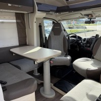 Chausson 727 GA Lengtebed en Hefbed 24853 km 1 eigenaar Foto #23