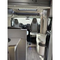 Chausson 727 GA Lengtebed en Hefbed 24853 km 1 eigenaar Foto #32