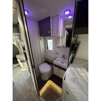 Chausson 727 GA Lengtebed en Hefbed 24853 km 1 eigenaar Foto #34