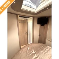 Rapido 696 F  uit 2019 Foto #9