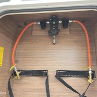 Knaus Van Ti 550MF/9G AUTOMAAT/Dakairco/Fietslift/Nieuwstaat Foto #17