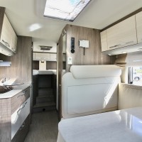 Burstner campers Nexxo t690G uit 2015 Foto #9