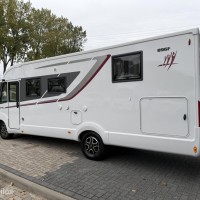 Rapido I 896F Automaat Queensbed Hefbed Face To Face Zonnepaneel Foto #21