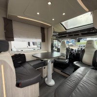 Challenger 290 special edition zeer ruime indeling Foto #4