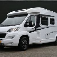 Knaus Sky TI Silver Selection 700 MEG Foto #1