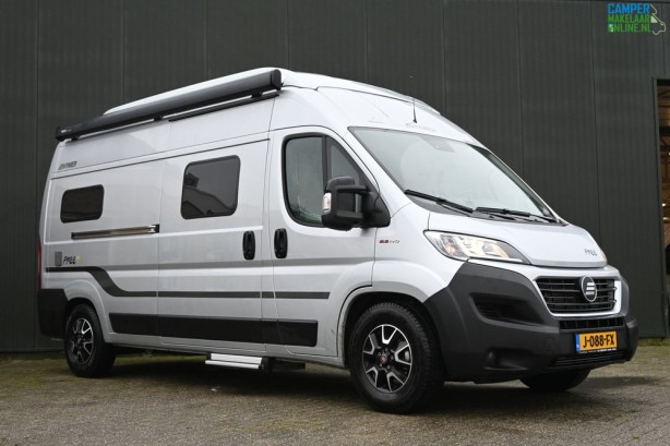Hymer Free 600 Slaapdak Fietsdrager Zonnepaneel AUT. 9