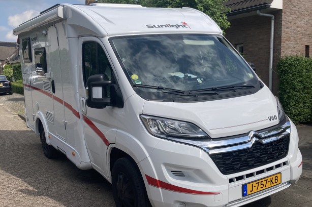 Sunlight campers V60 uit 2019